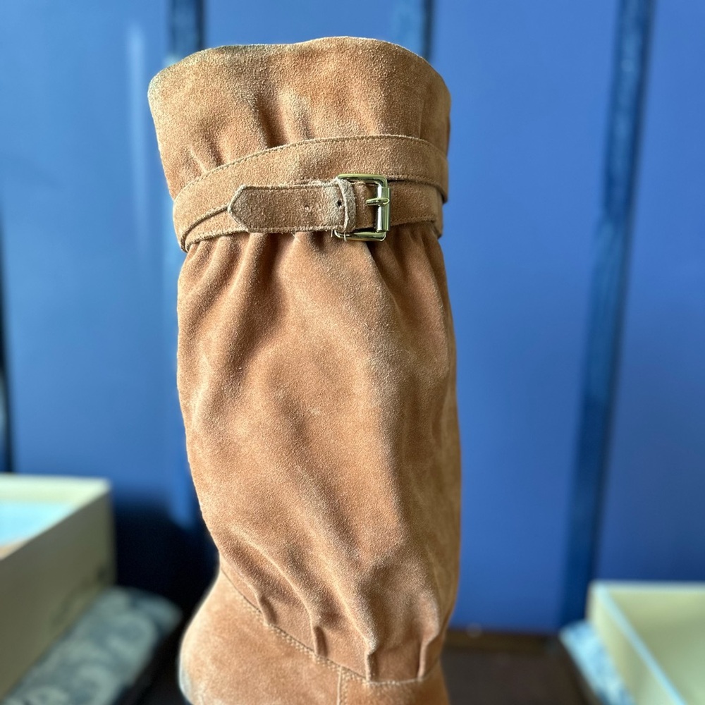 Michael Kors Kincade Slouch Boots in Luggage Suede Sexy Boot in Size 10.